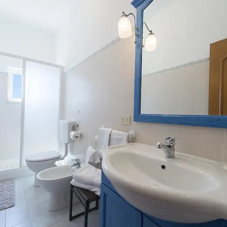 Casa Limoncello Apartment *