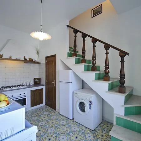 Casa Limoncello Apartment *